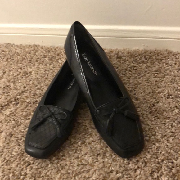 enzo angiolini black flats